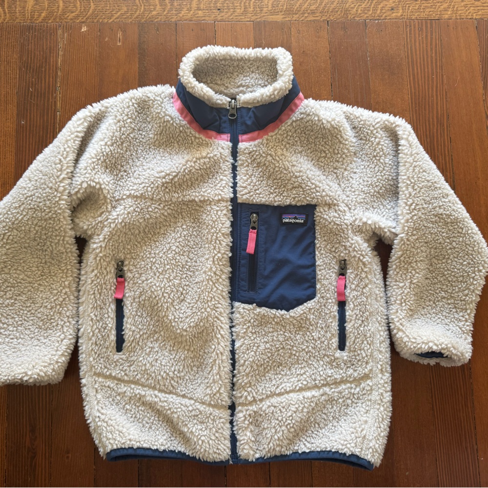 Patagonia Retro Fleece Jacket. Size 7-8 Small.